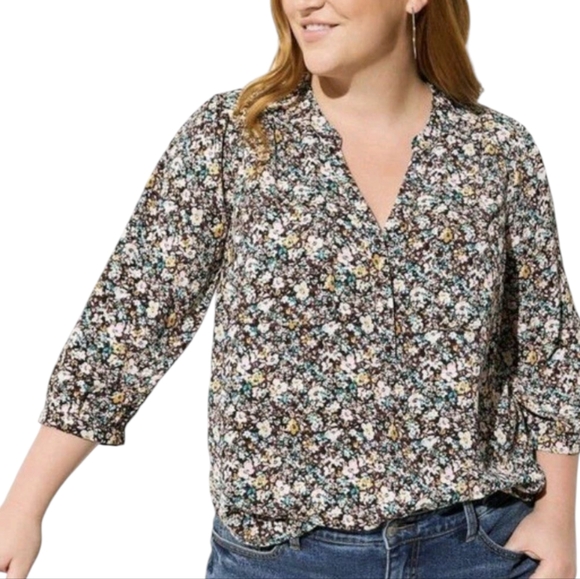 Torrid Floral Women's Top EUC - Picture 1 of 3